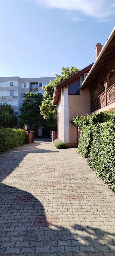 Rozsakert Apartmanhaz Hajdúszoboszló Exteriér fotografie