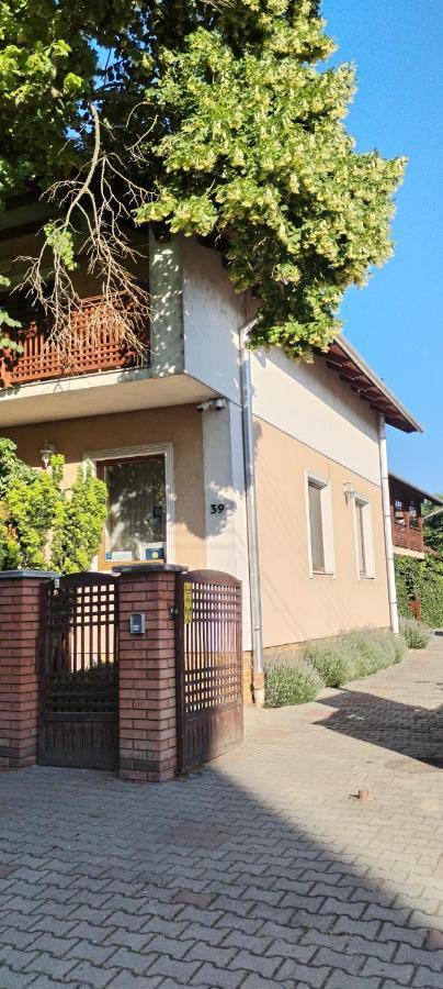 Rozsakert Apartmanhaz Hajdúszoboszló Exteriér fotografie